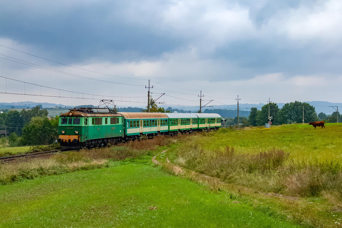 ET21-548