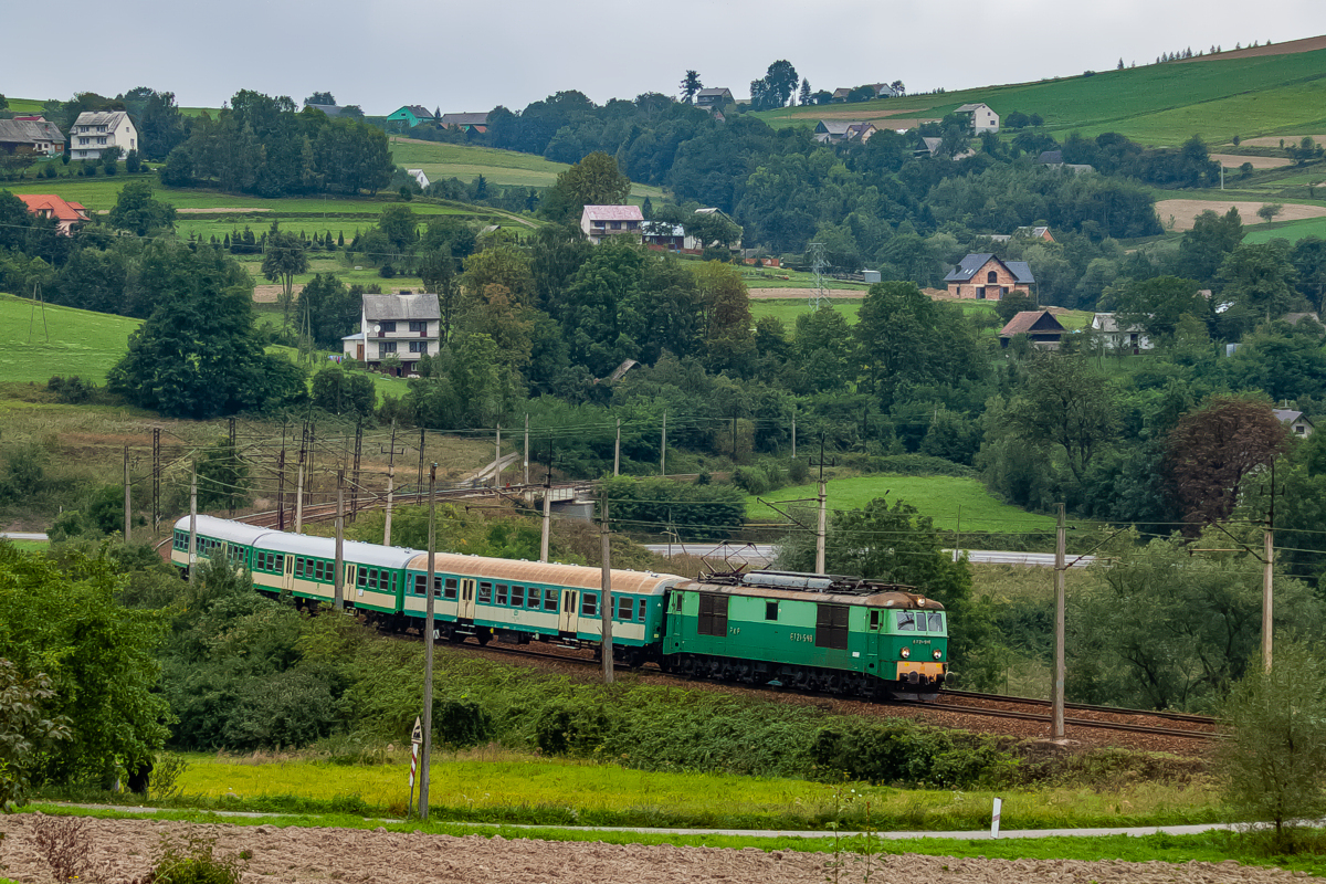 ET21-548