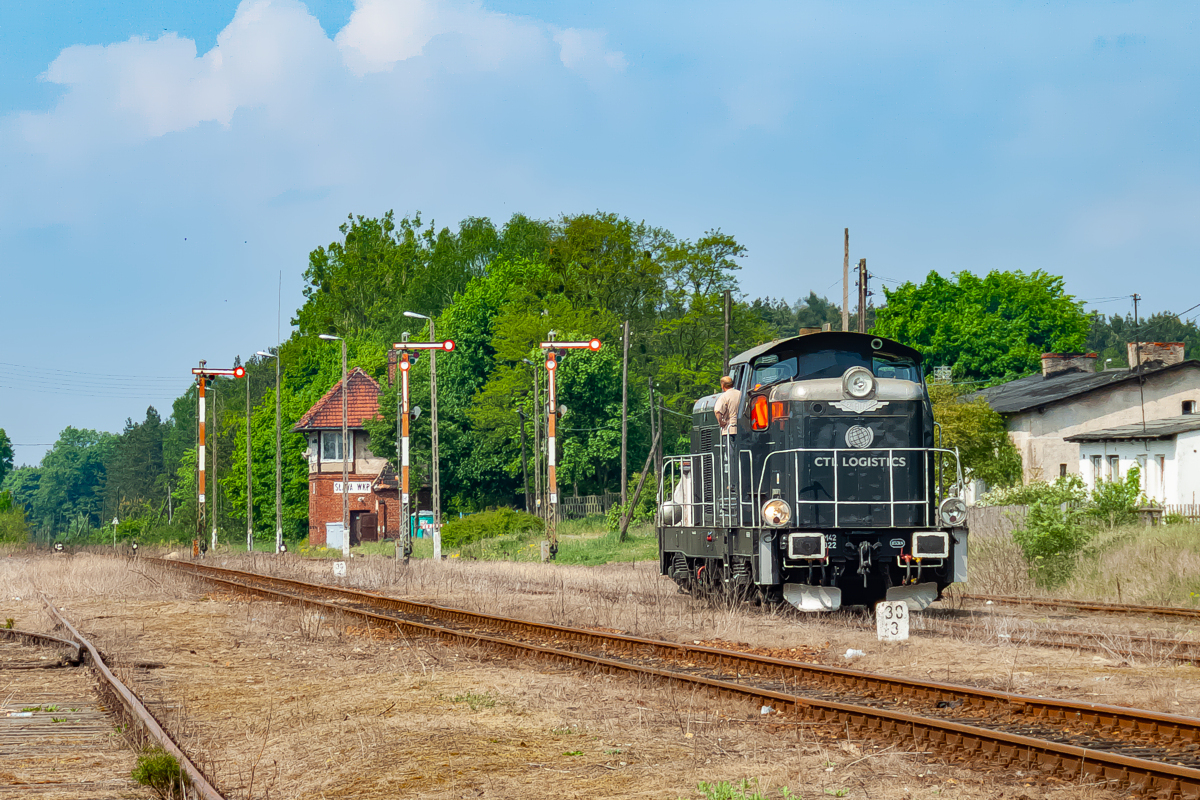 SM42-2322