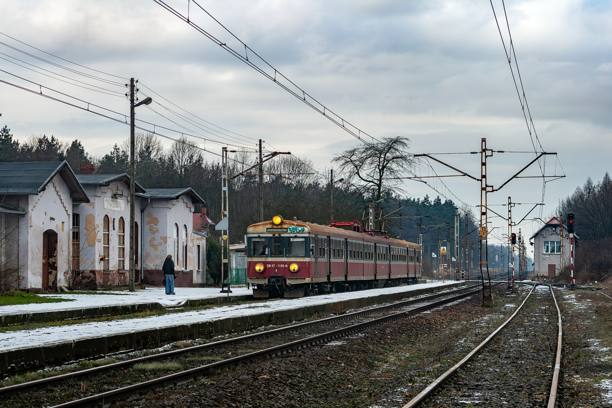 EN57-1180: Szymiszów