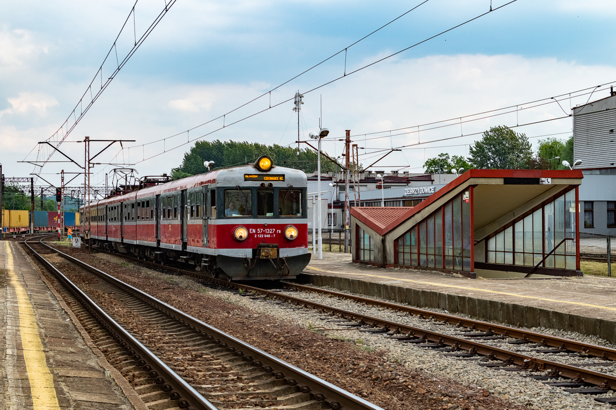 EN57-1327: Zebrzydowice