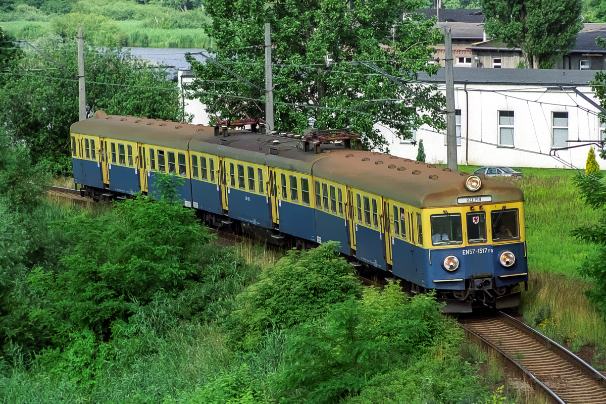 EN57-1517: Szczecin Podjuchy - Szczecin Zdroje