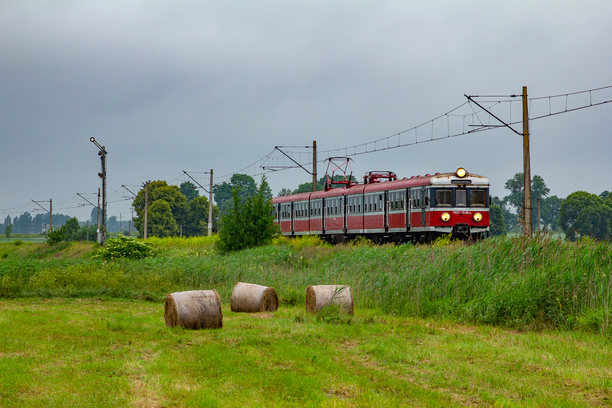 EN57-1536: Knyszyn