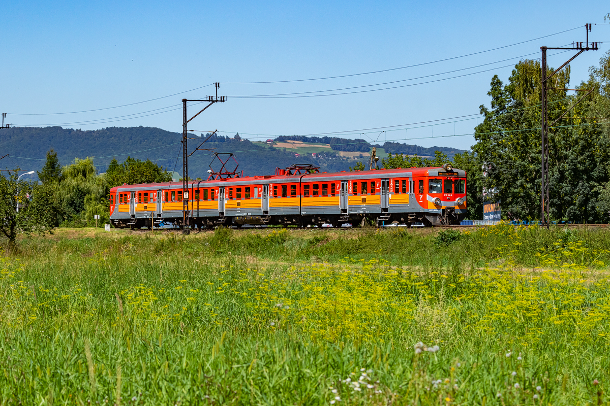 EN57-840: Nowy Sącz Chełmiec - Nowy Sącz Miasto
