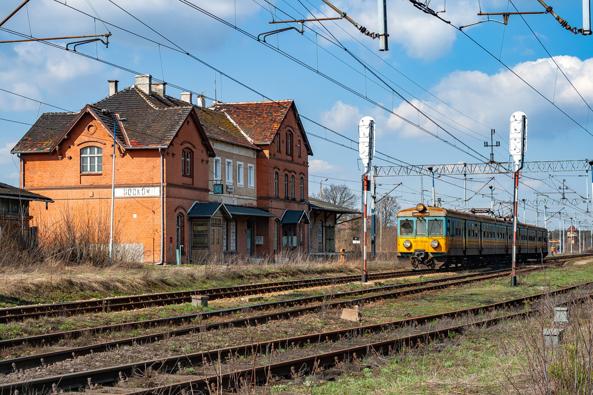 EN57-908: Godków