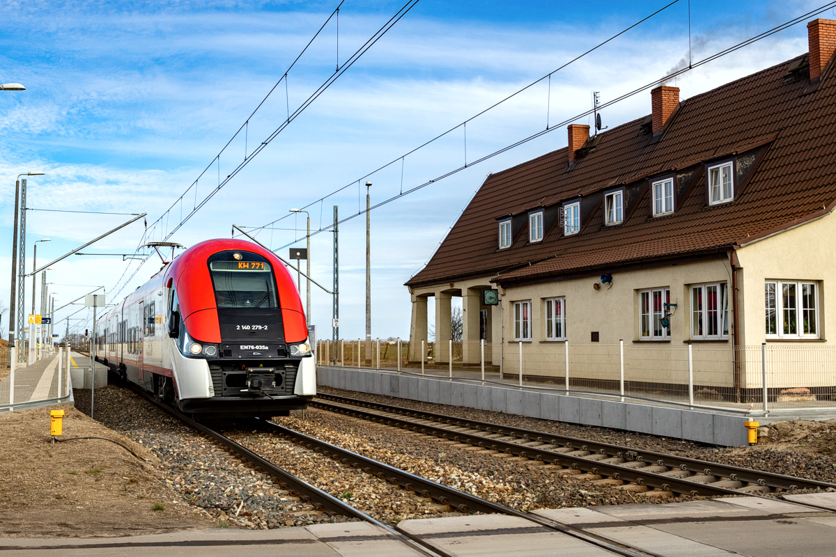 EN76-035: Pierzyska