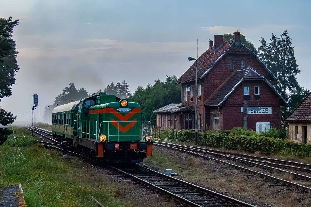 SM42-087: Bińcze