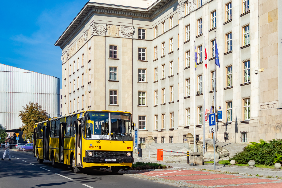 Ikarus 280.70E #118: Katowice, ul. Ligonia
