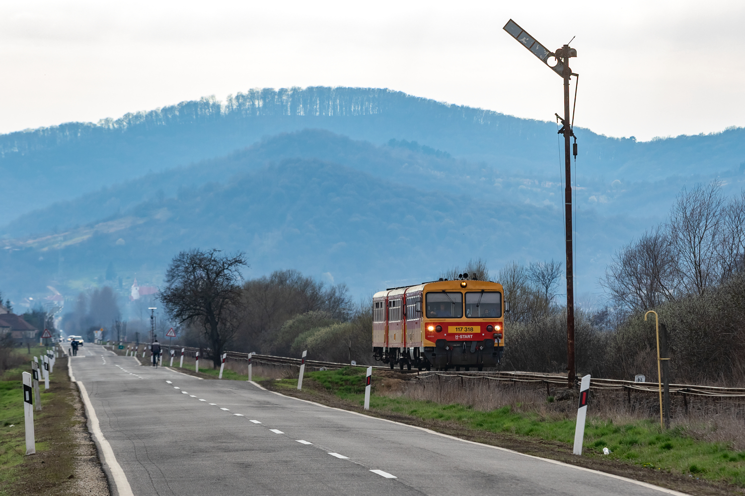 117 318: Tornanádaska