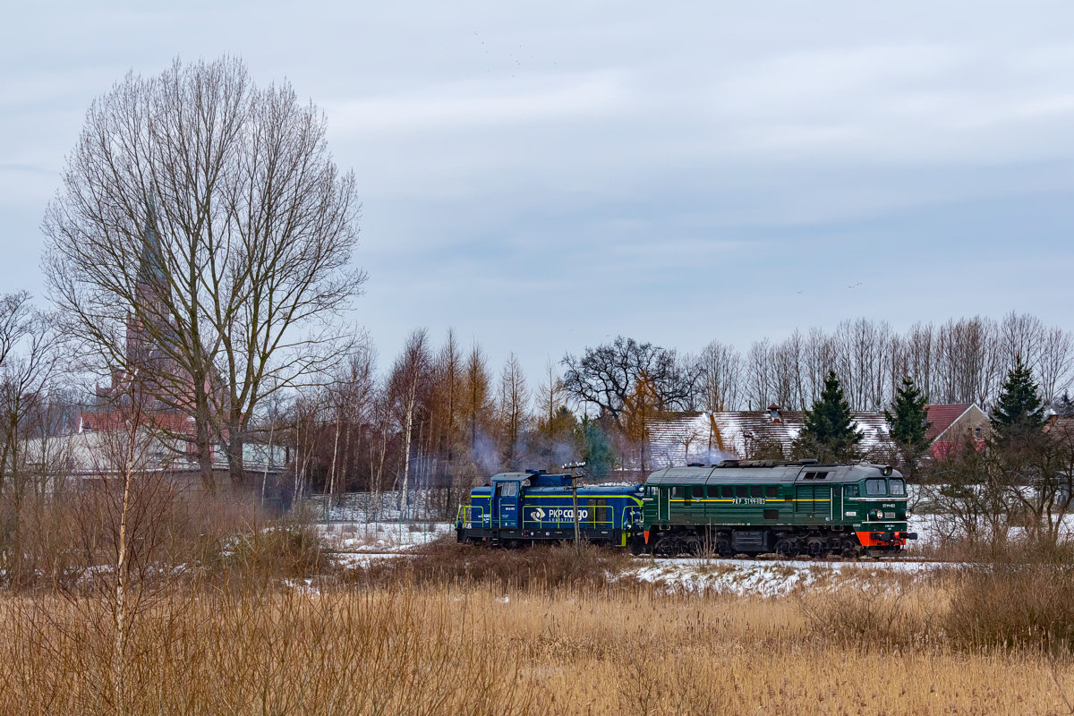 ST44-1103+SM42-1073: Trzebiatów