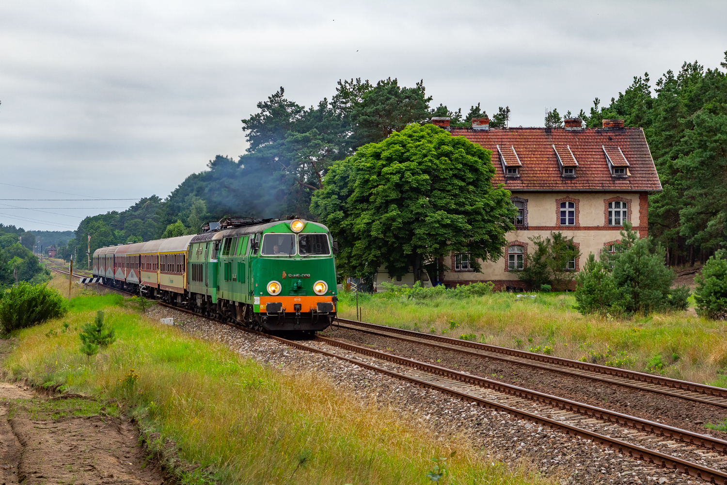SU45-089+ET22-175: Stobno - Piła Główna