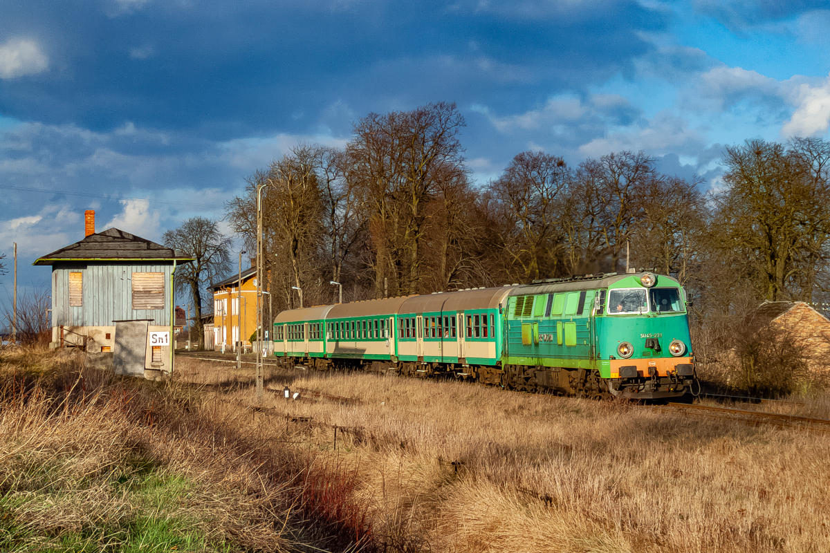 SU45-239: Santok