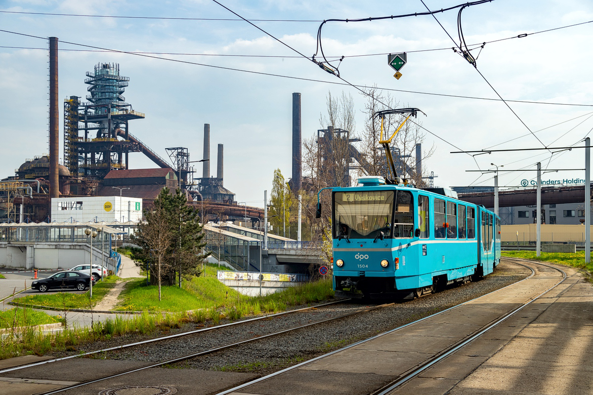 KT8D5 #1504: Ostrava, ul. Ruská