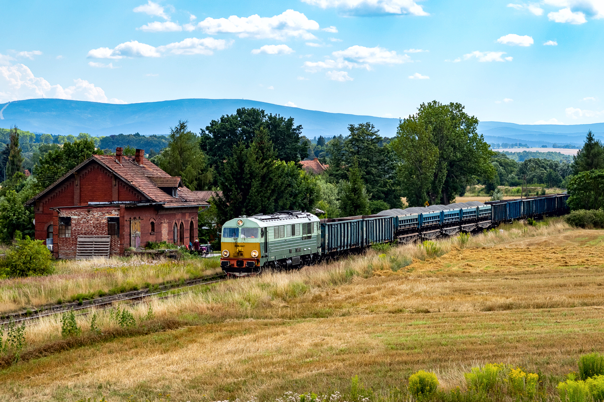 SU46-047: Kościelnik
