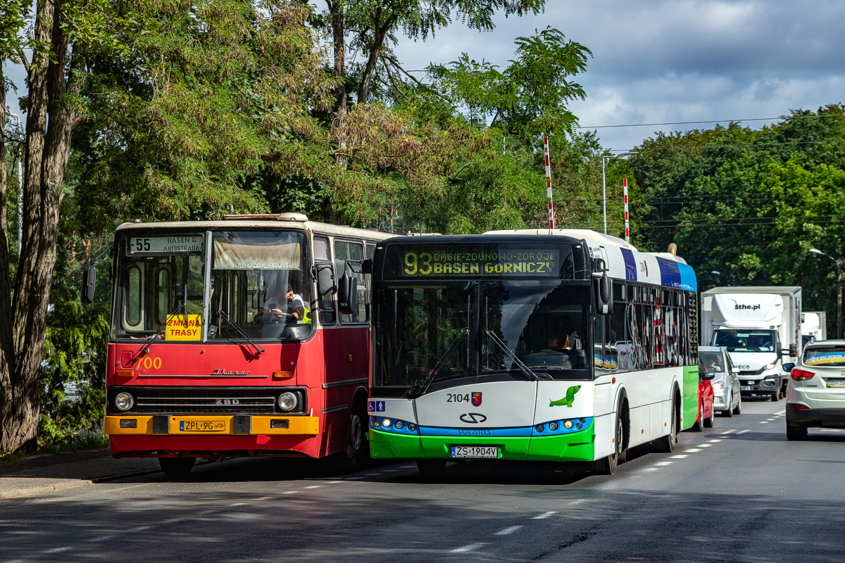 Ikarus 280.26 #700: Szczecin, przystanek Zdunowo