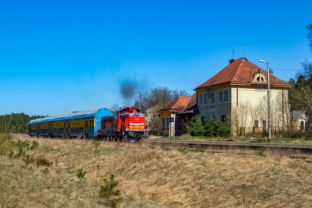 SU42-534: Zarośle