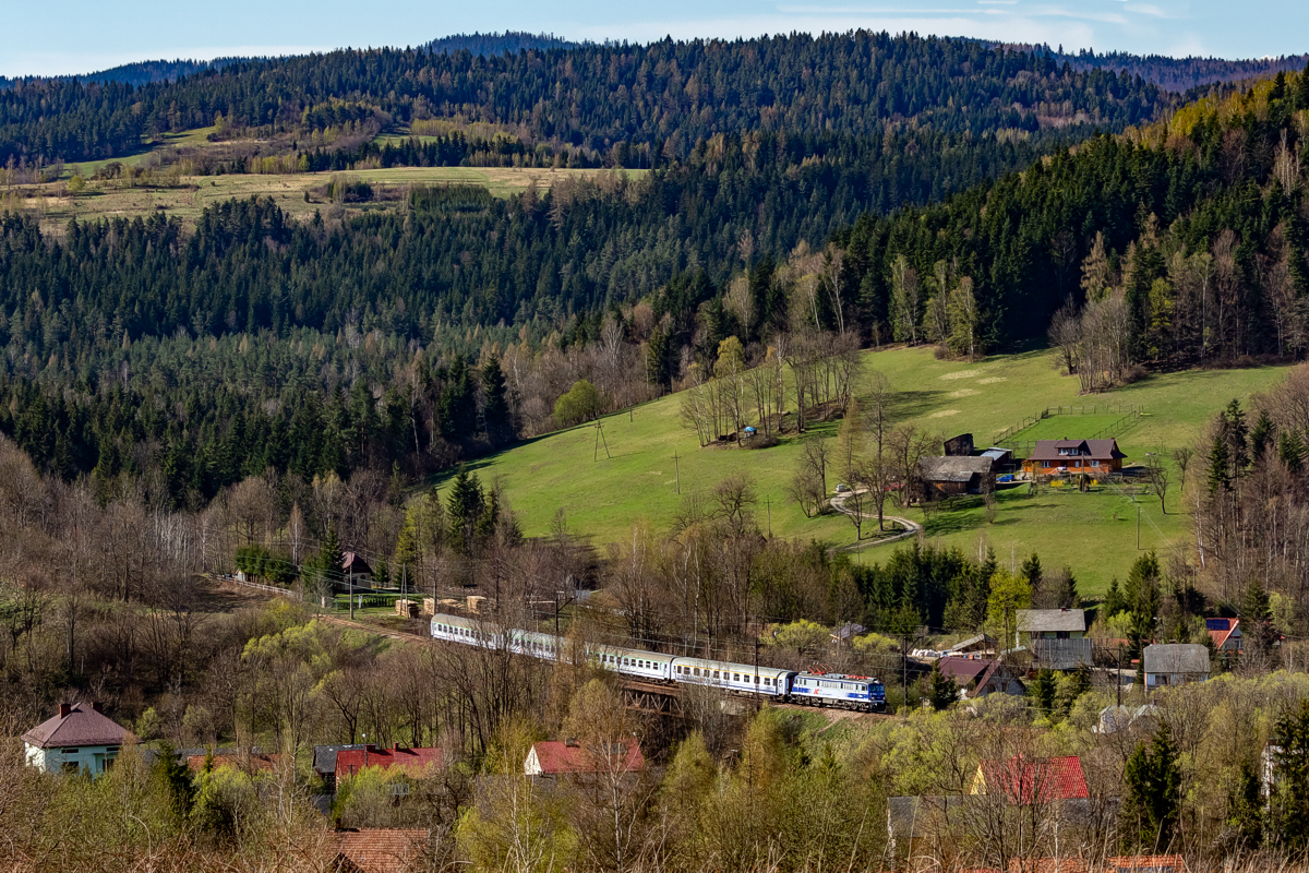 EP07-1012: Kurów Suski - Lachowice Centrum