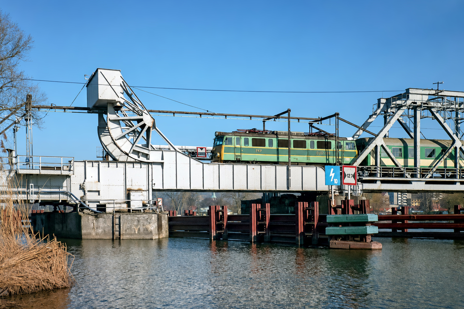 EU07-198: Szczecin Podjuchy - Szczecin Port Centralny