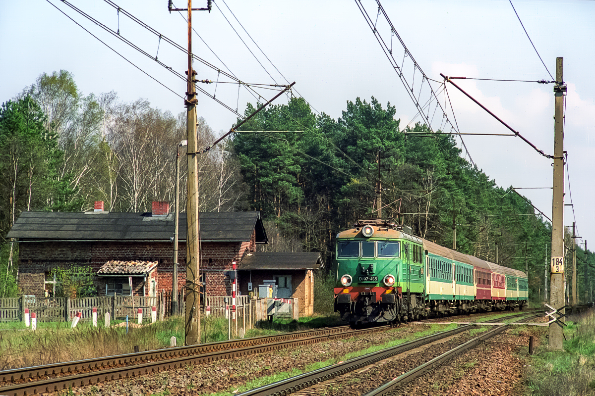 EU07-465: Reptowo