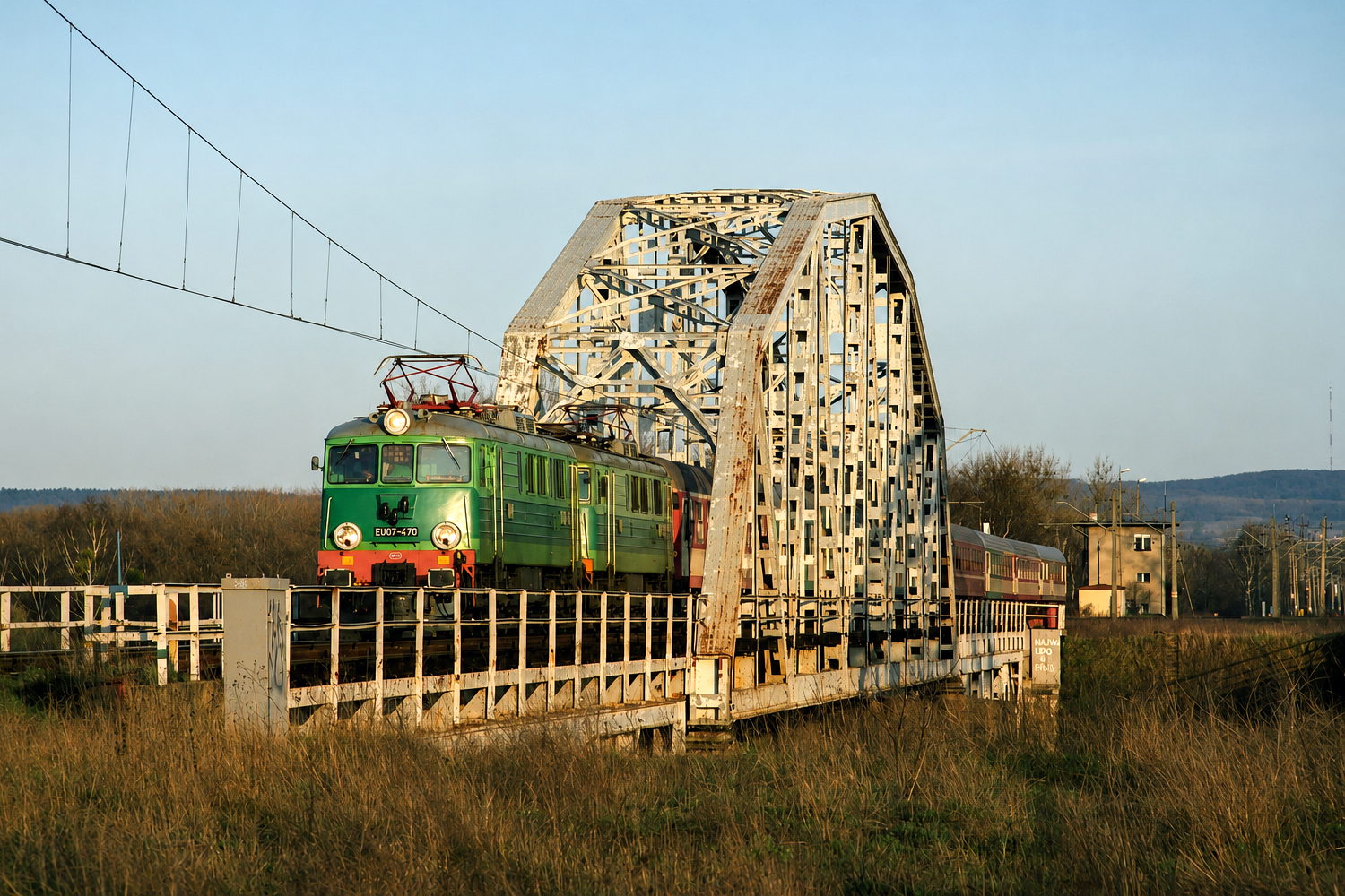 EU07-470+529: Dziewoklicz