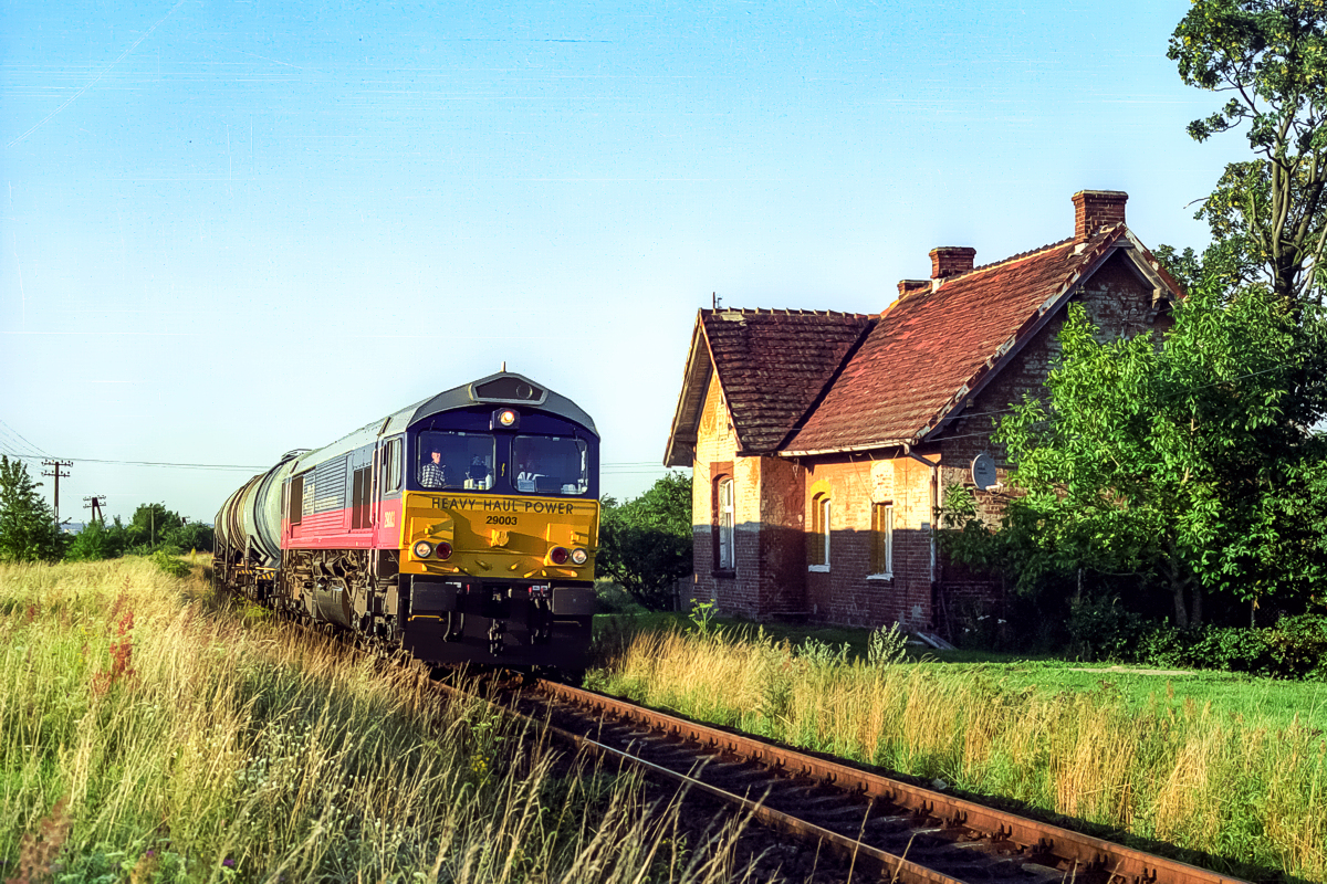 JT42CWR-29003: Szczecin Gumieńce - Tantow