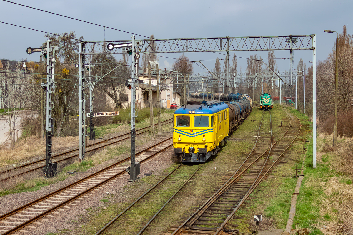060DA-1079
