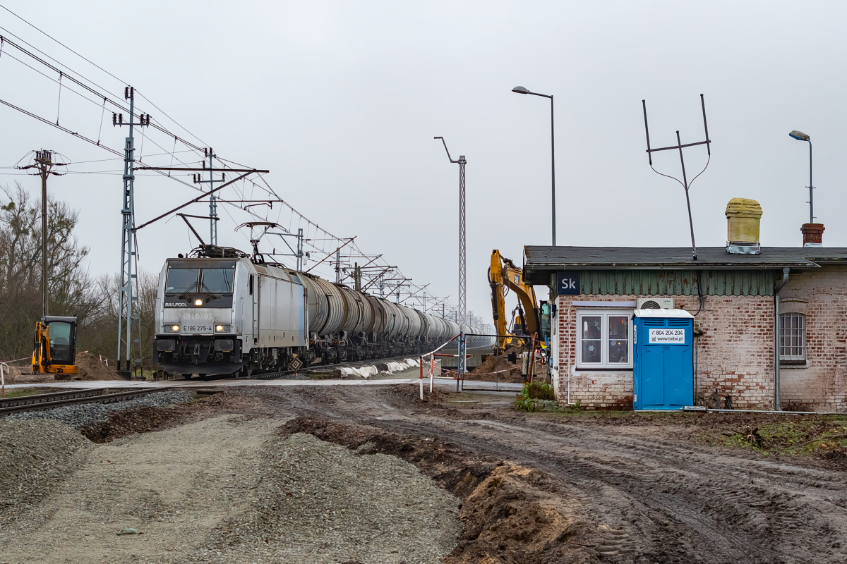 E186-275: Stary Klukom