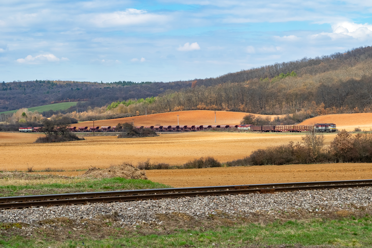 751 125: Hucín - Gemerská Hôrka