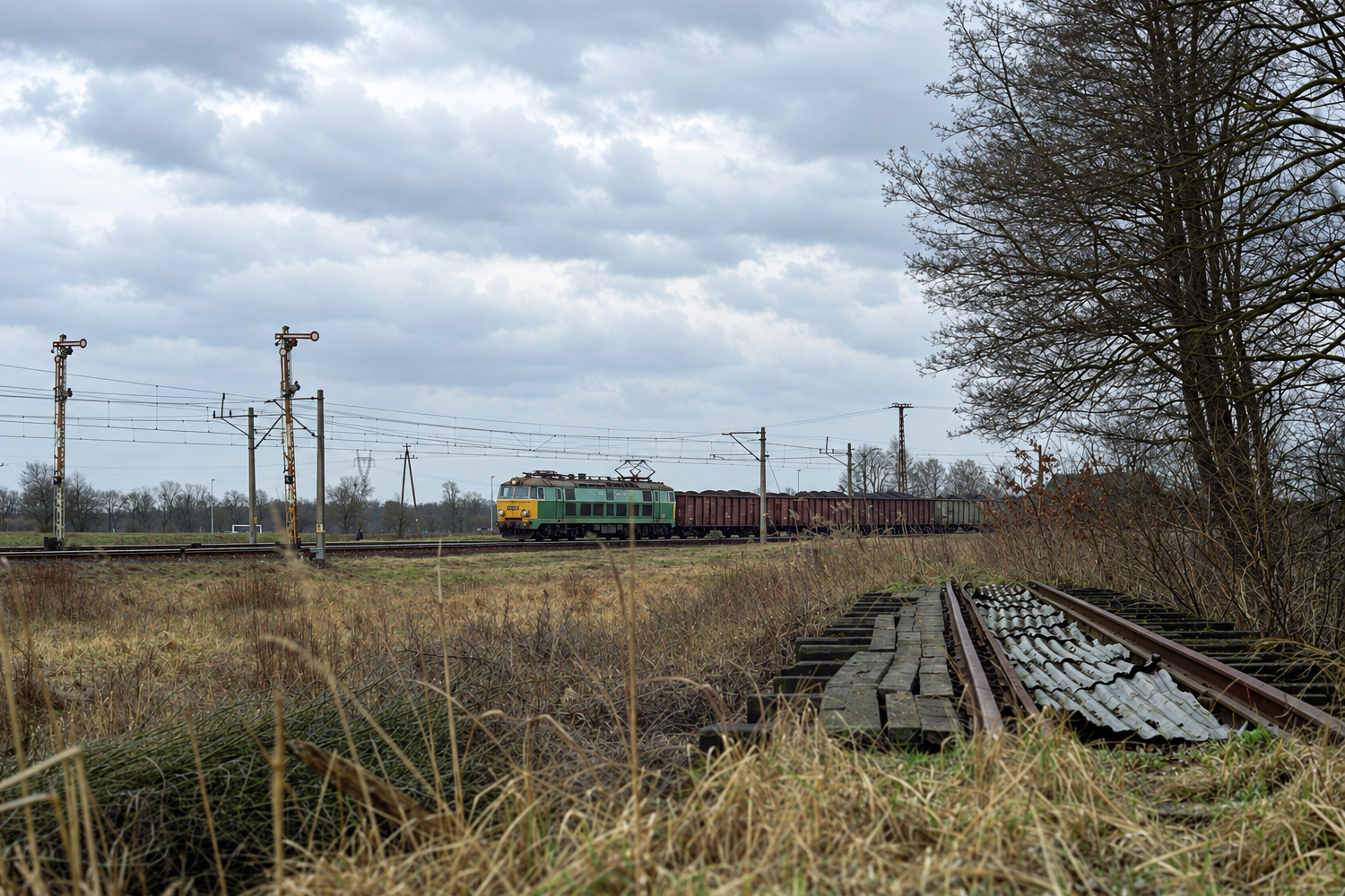 ET22-638: Łożnica