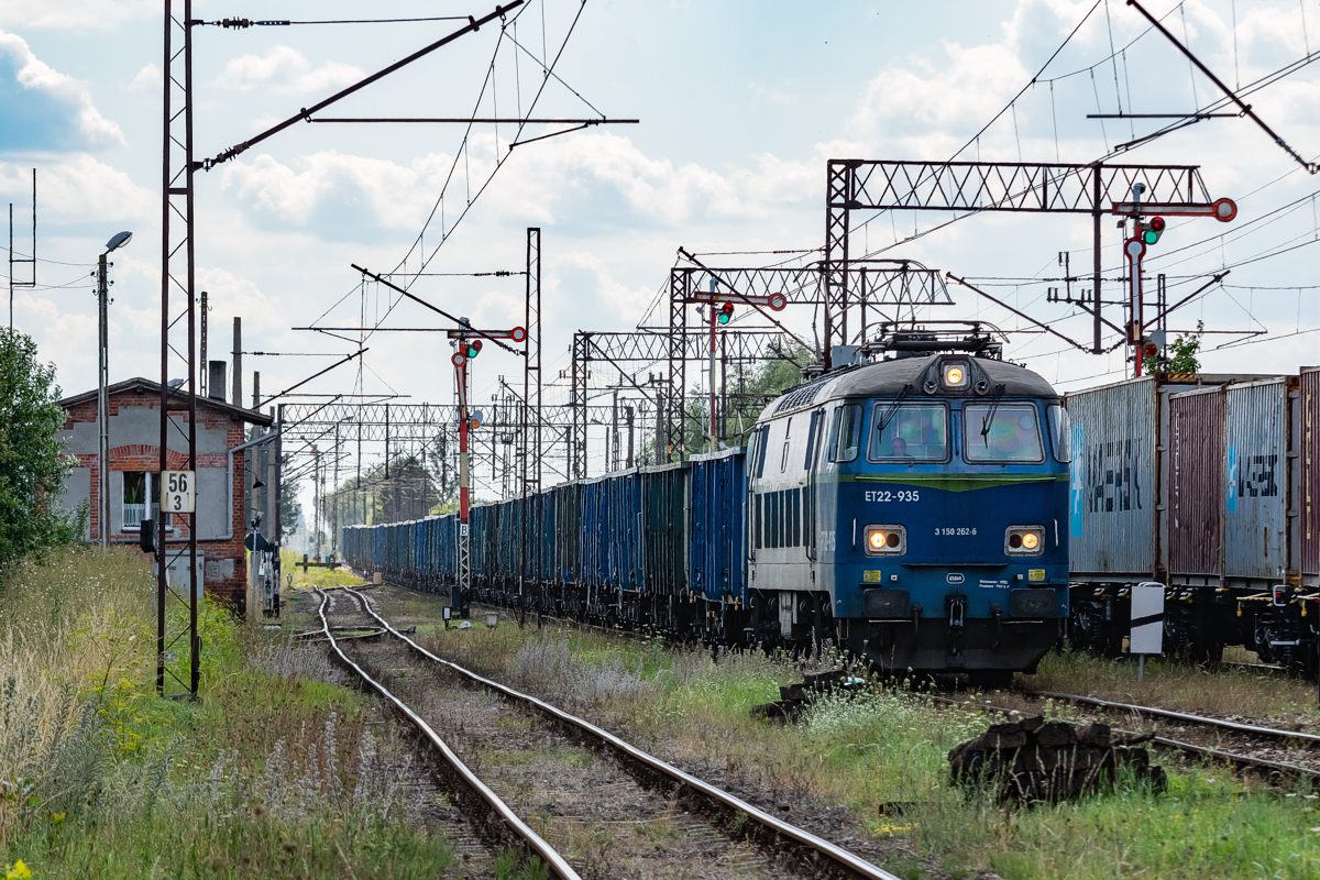 ET22-935: Zduny