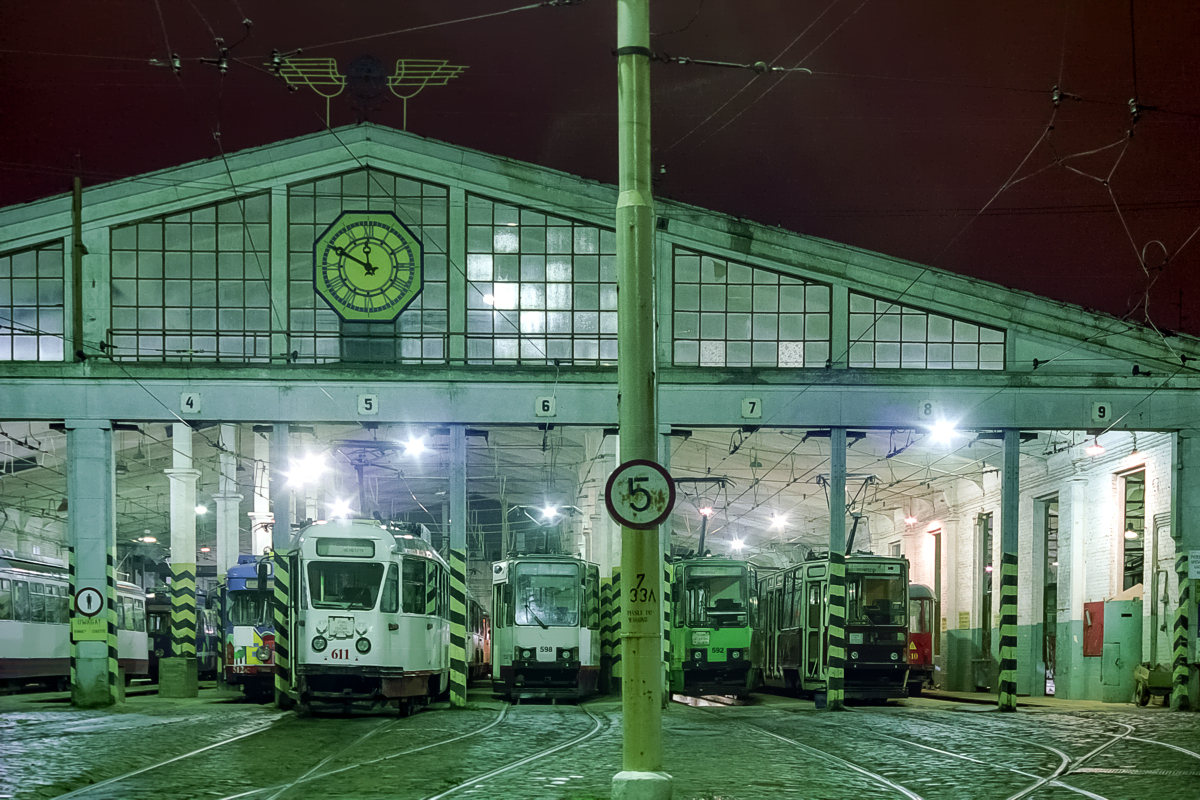 102Na #611: Szczecin, zajezdnia Niemierzyn