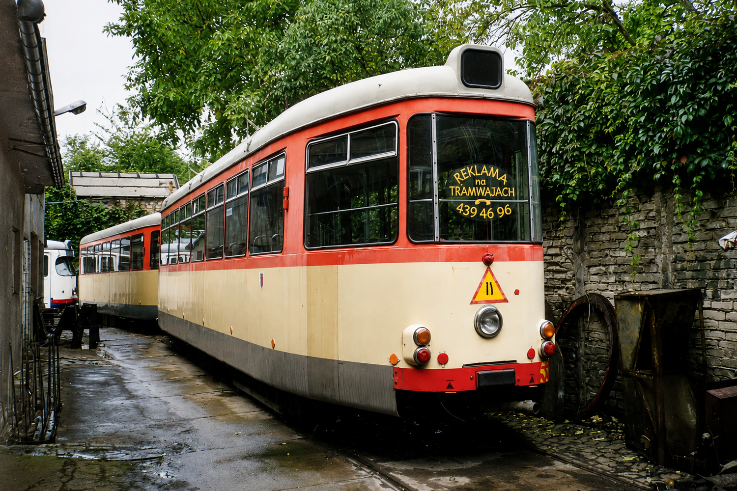 B4 #552, #553: Szczecin, zajezdnia Niemierzyn