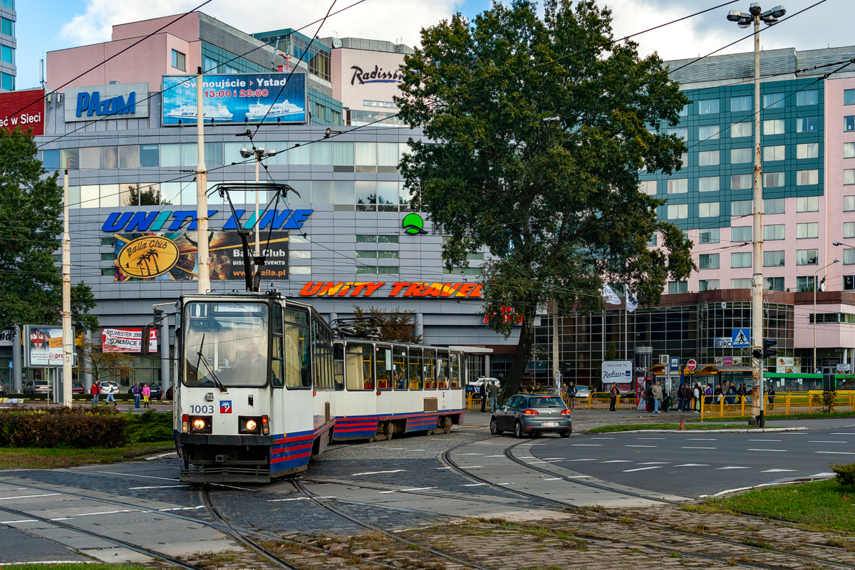 105Na #1003+1004: Szczecin, pl. Rodła 