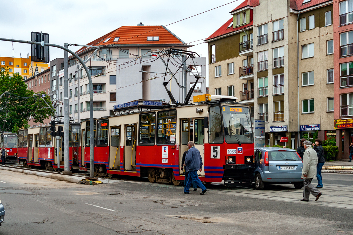 105Na #1033+1034: Szczecin, al. Bohaterów Warszawy 