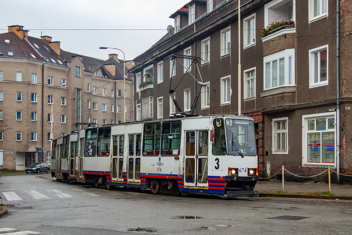 105N #674+675: Szczecin, pętla Dworzec Niebuszewo