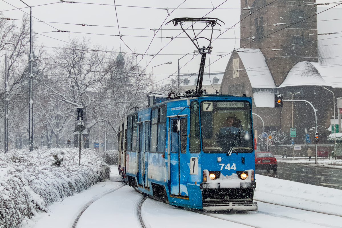 105Na #744+741: Szczecin, plac Zwycięstwa 