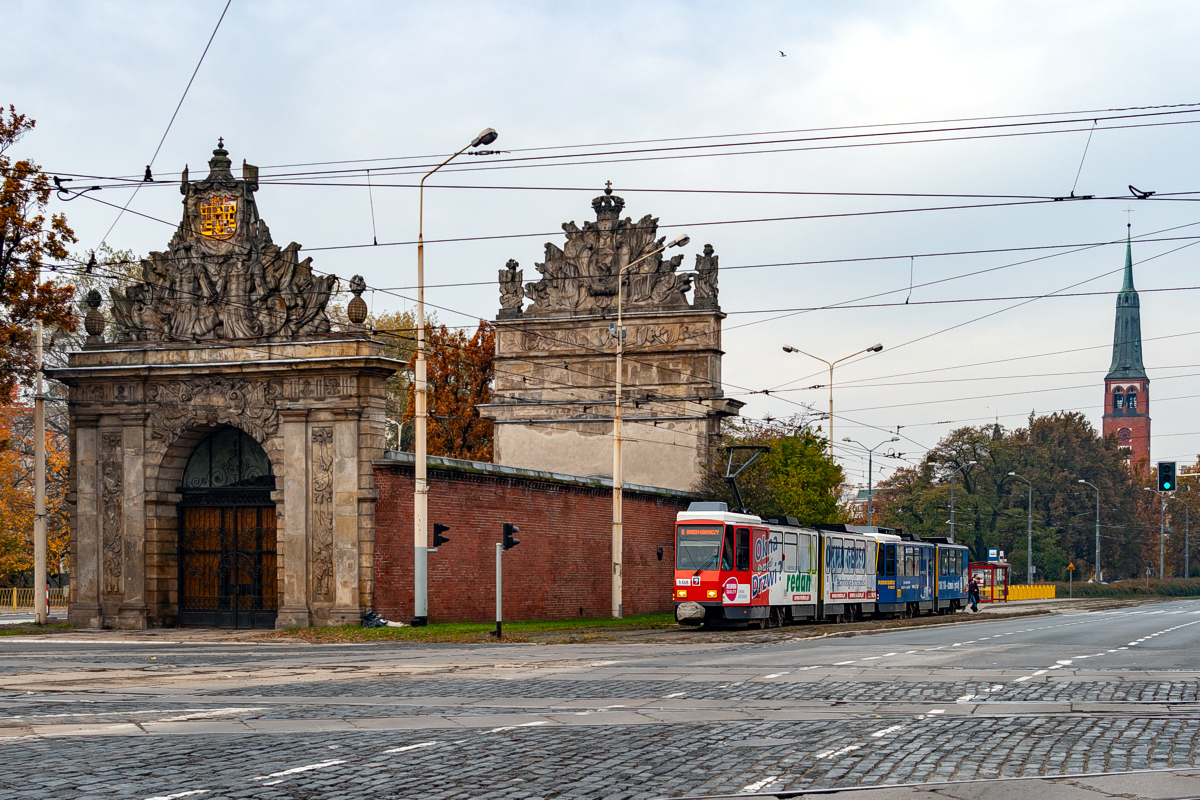 KT4Dt #108+109: Szczecin, Brama Portowa 