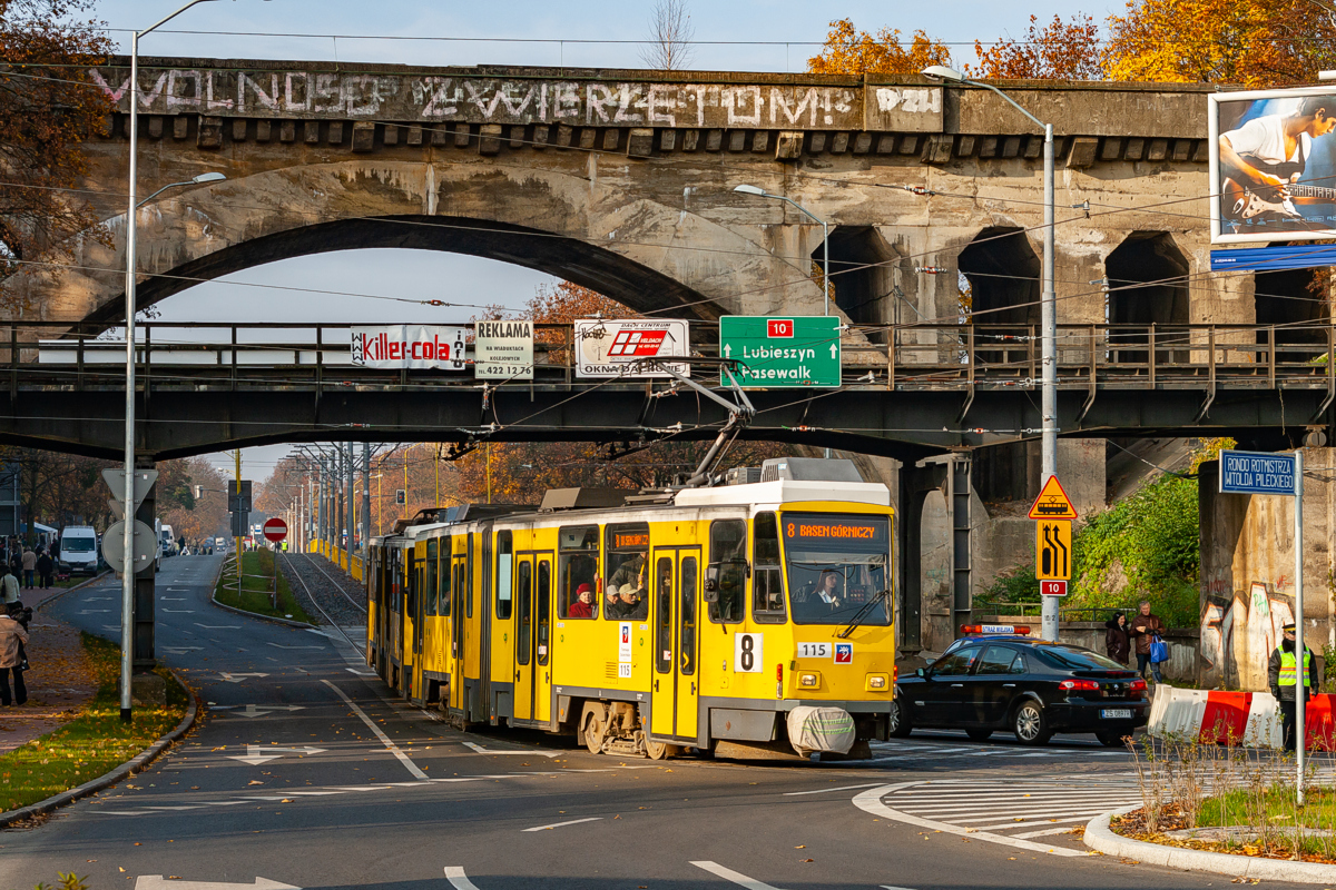 KT4Dt #115+113: Szczecin, rondo Pileckiego 