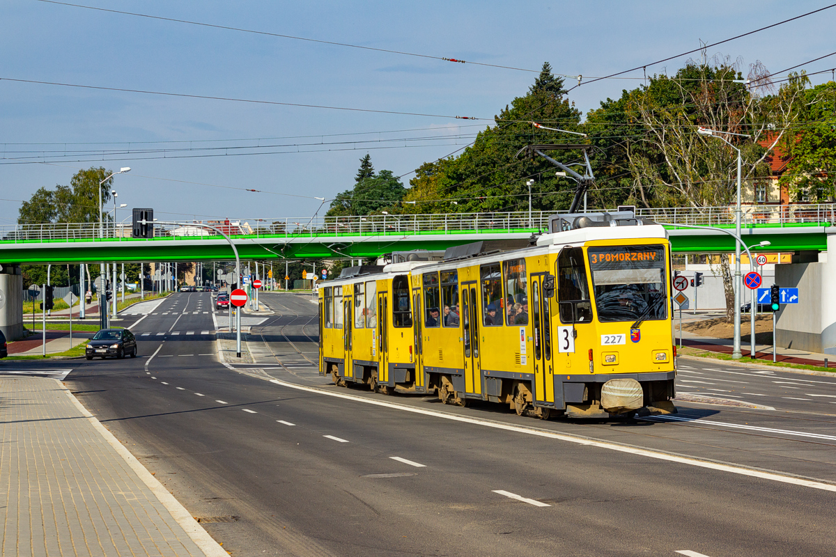 T6A2D #227+228: Szczecin, ul. Niemierzyńska 