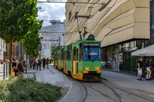105Na+105NaD #128+129: Poznań, przystanek Aleje Marcinkowskiego 105Na+105NaD #128+129: Poznań, przystanek Aleje Marcinkowskiego