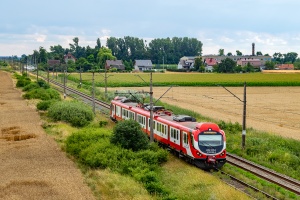 EN57-1031: Chwalibogowo - Września EN57-1031: Chwalibogowo - Września