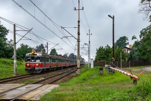 EN57-1055+205+1225: Budachów EN57-1055+205+1225: Budachów