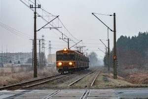 EN57-1225: Zawadzkie - Kolonowskie EN57-1225: Zawadzkie - Kolonowskie
