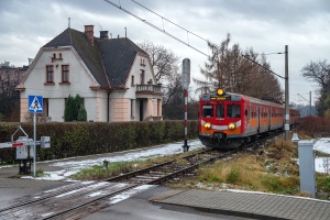 EN57-1281: Kęty
