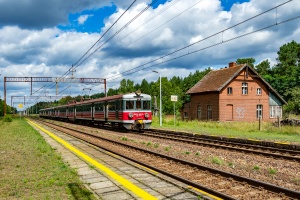 EN57-1310+869: Pliszka