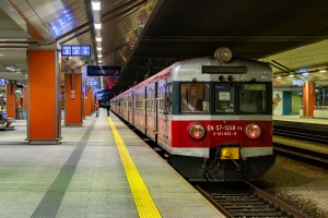 EN57-1456+1250+1248: Kraków Główny