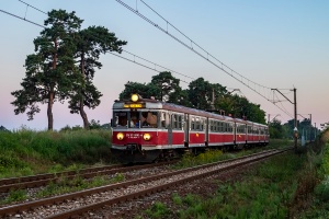 EN57-1816: Tunel - Charsznica