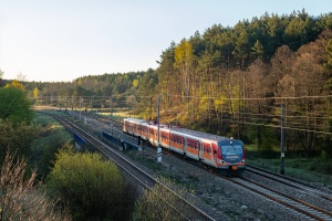 EN57-2020: Chrząstowice Olkuskie - Jaroszowiec Olkuski