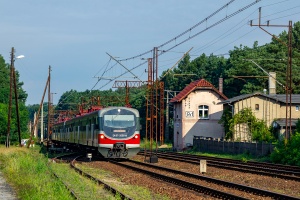 EN57-2058+2032: Radnica