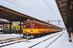 EN57-675: Piła Główna